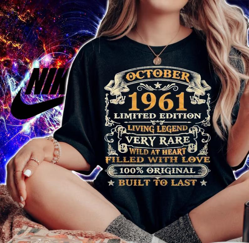 60Th Birthday Gift 60 Years Old Retro Vintage October 1961 T-shirt t-shirt