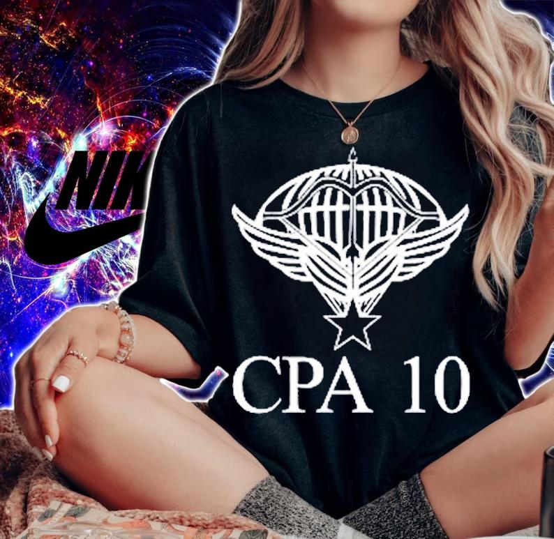 Emmanuel Macron Commando Parachutiste De L'air Cpa 10 T-Shirt t-shirt woman shirt