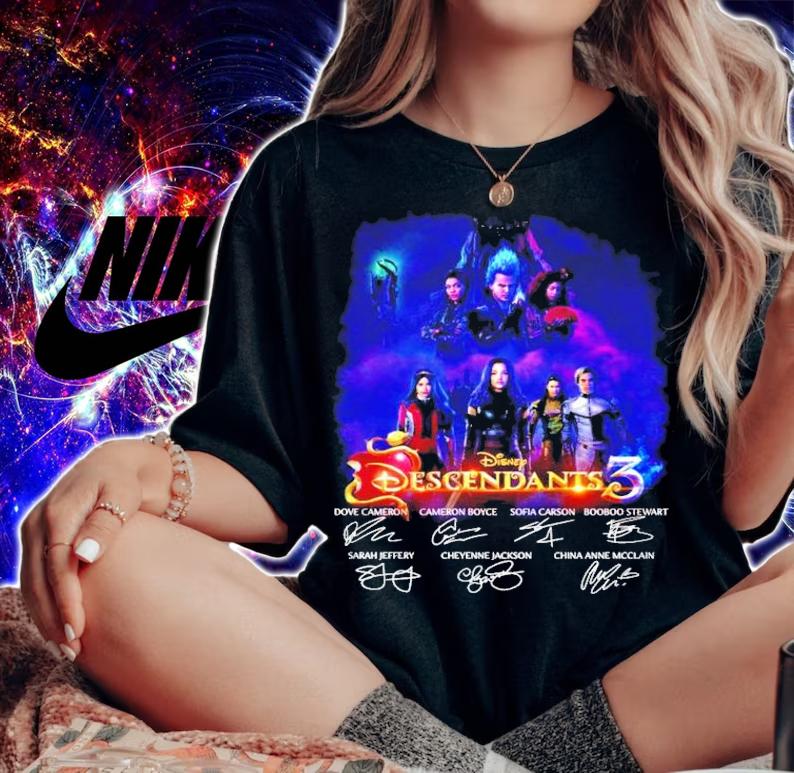 Disney Descendientes 3 Signatures Shirt t-shirt