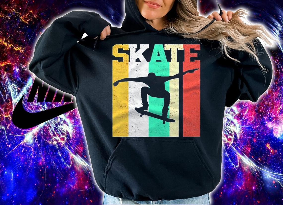 Skateboarder Retro Vintage Skateboarding Gift Shirt t-shirt hoodie