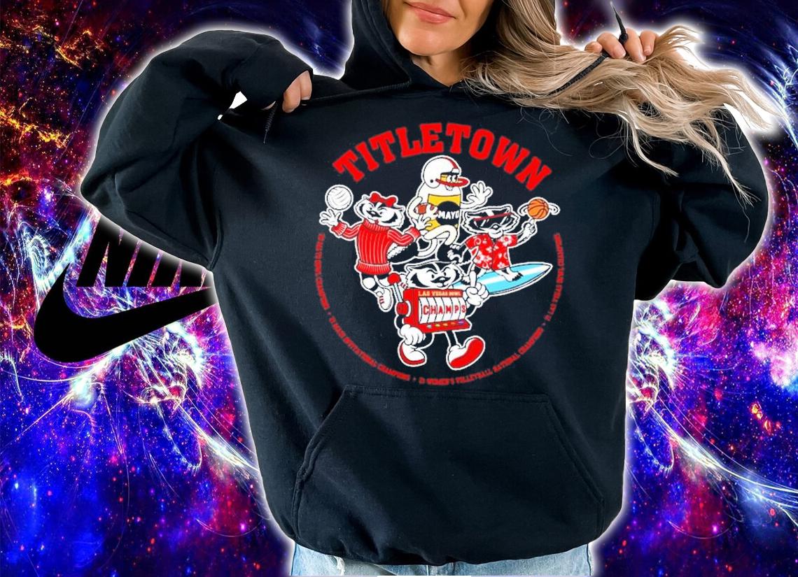 W Titletown shirt, sweater hoodie and tank top t-shirt
