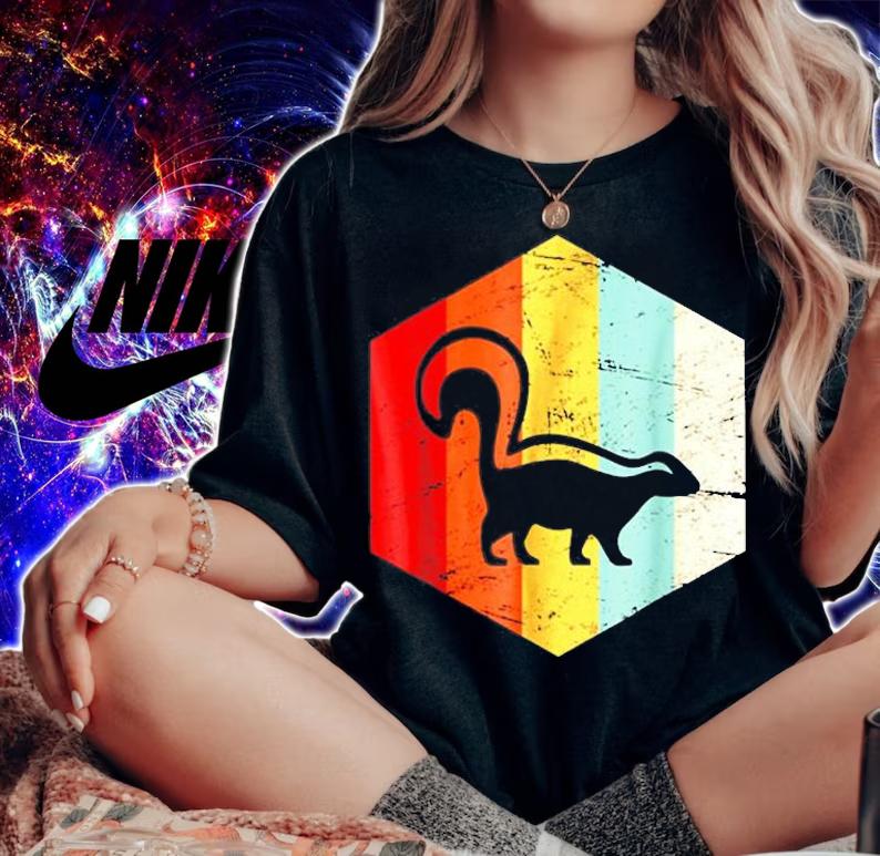 Retro Skunk T-Shirt t-shirt