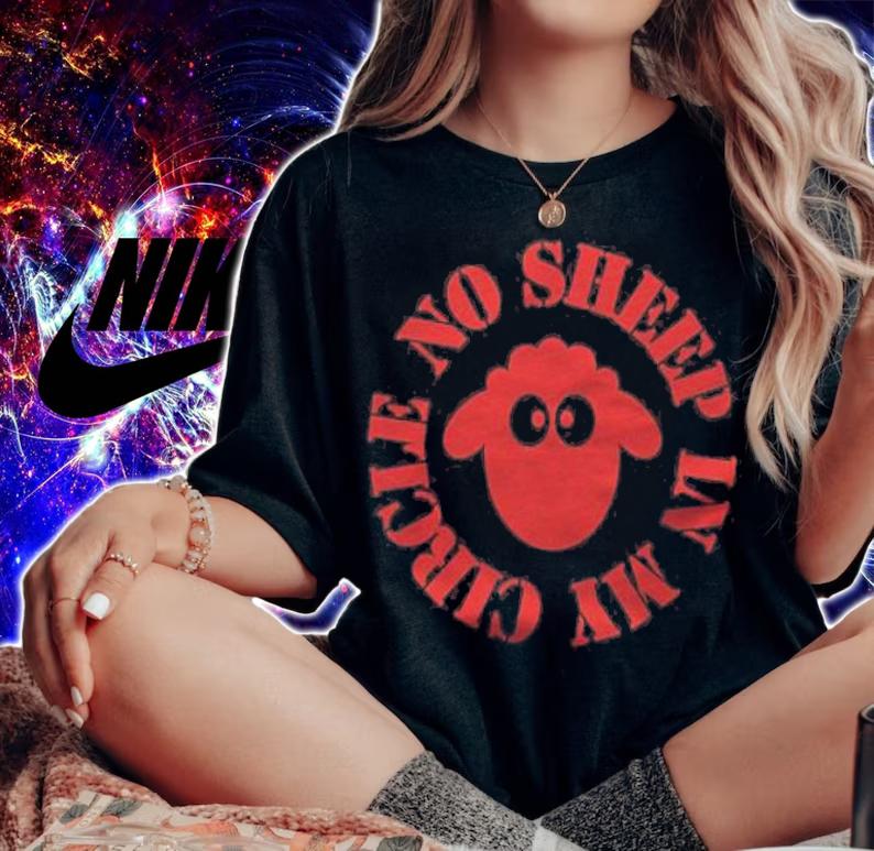 Sheep in no sheep in my circle red shirt t-shirt woman shirt