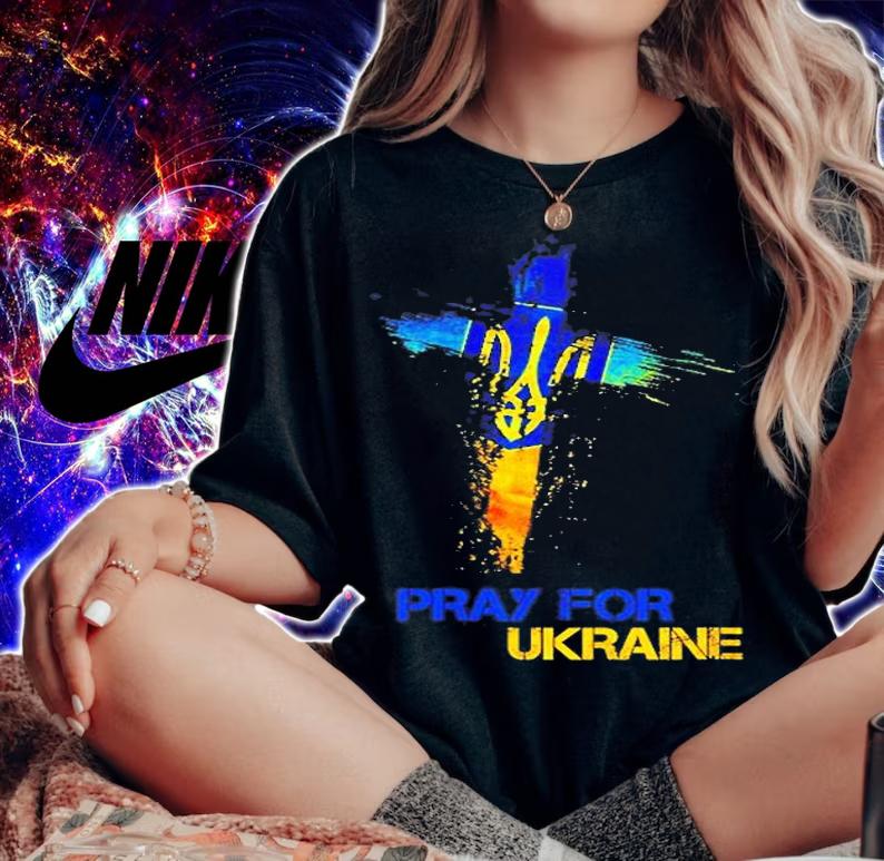 Women's Pray For Ukraine God Bless Ukraine Ukrainian Flag T-Shirt