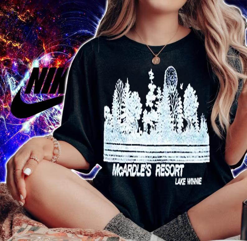 Vintage 80s Lake Winnie Threadbare T-Shirt woman shirt