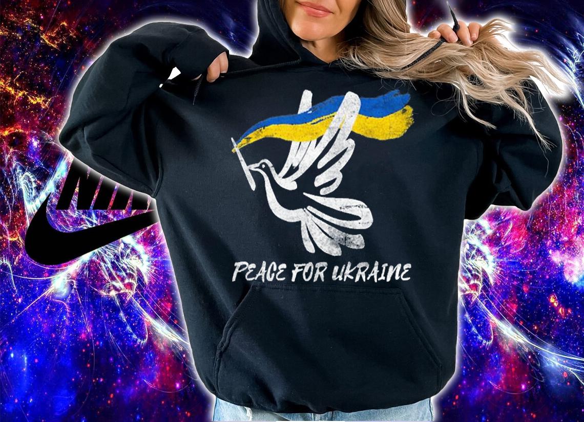 Ukrainian Flag Dove Peace For Ukraine Distressed Vintage T-Shirt hoodie