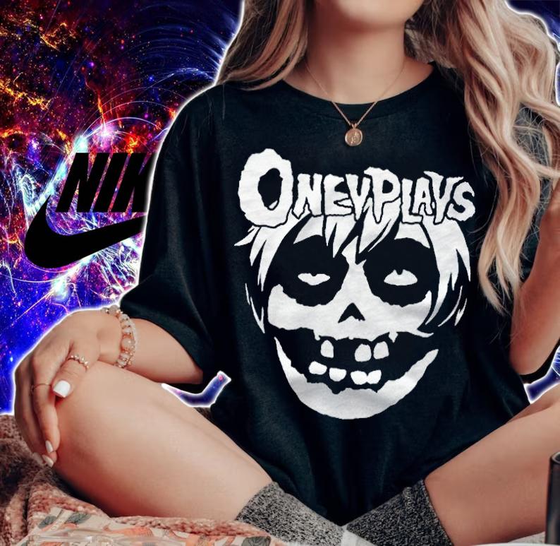 Oneyplays is my favorite band T-shirt woman shirt