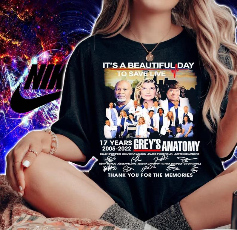 It's A Beautiful Day To Save Lives 17 Years 2005-2022 Grey's Anatomy Signatures Thank You For The Memories Shirt woman shirt
